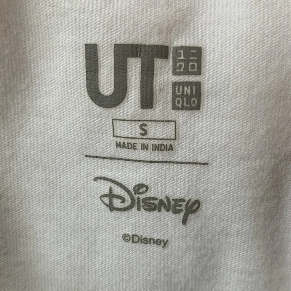 Minnie Mouse tee shirt size small - Picture 7 of 7